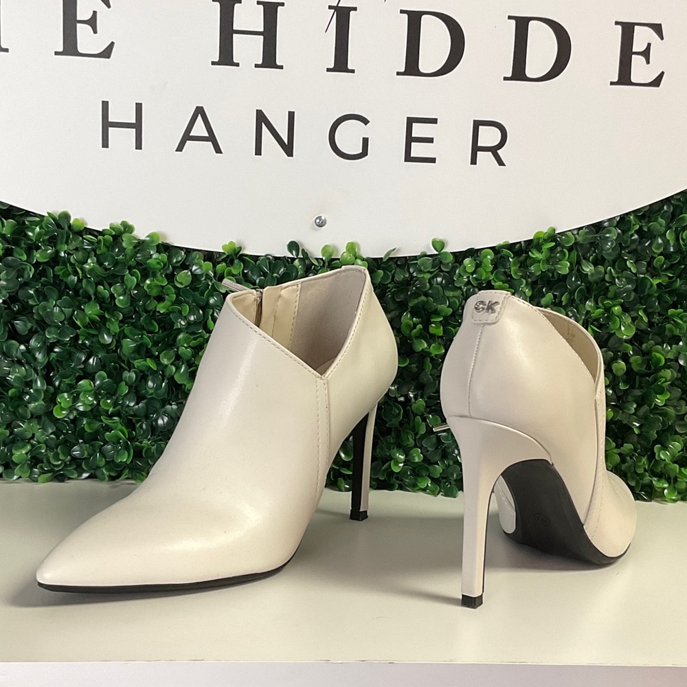 Calvin Klein Collection Cream Heeled Booties